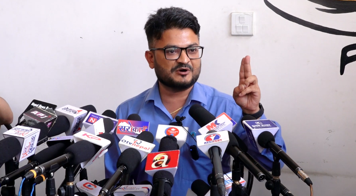 रास्वपा महामन्त्री विवाद : सर्वोच्चले मुकुलको रिटमा दुवै पक्षलाई छलफलमा बोलायो