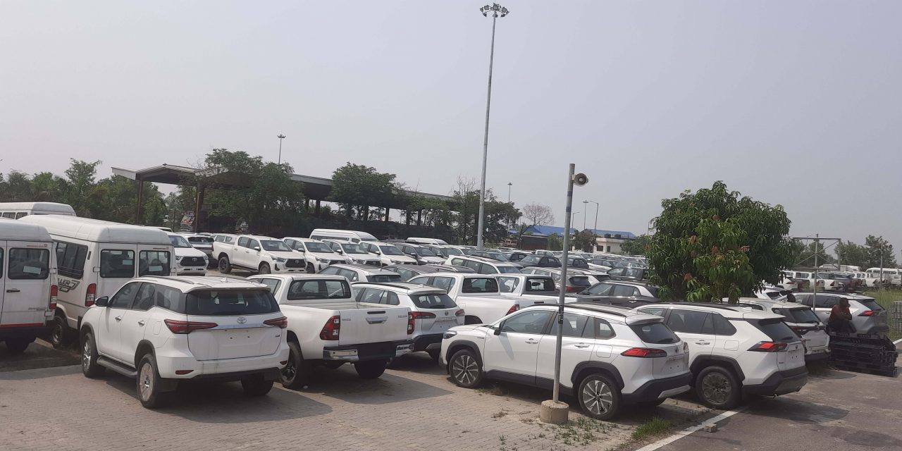२० वर्ष पुराना सवारीको लगत कट्टा गर्न दुई वर्षको आयकर छुट, ईभीको कर यथावत