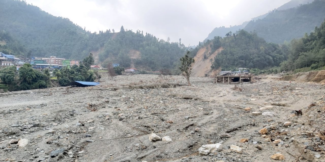 बाढीले बगर बनायो गोटीखेल बजार, ६ अर्बका संरचना ध्वस्त