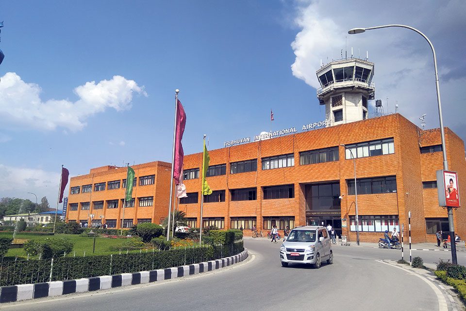 हवाई यात्रुको सङ्ख्या बढ्यो