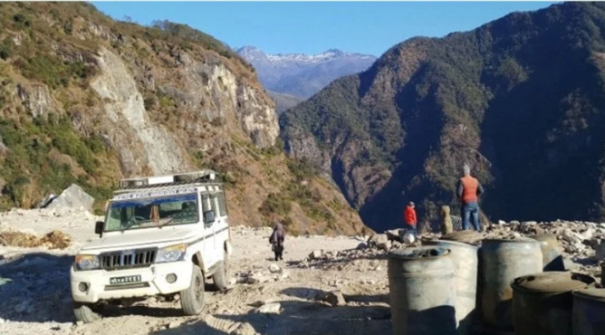 मध्यपहाडी लोकमार्ग : जाजरकोट सडकखण्ड अझै पूरा भएन