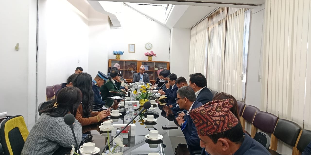 पर्यटकलाई कुनै पनि समस्या आउन दिनुहुँदैन : पर्यटनमन्त्री पाण्डे