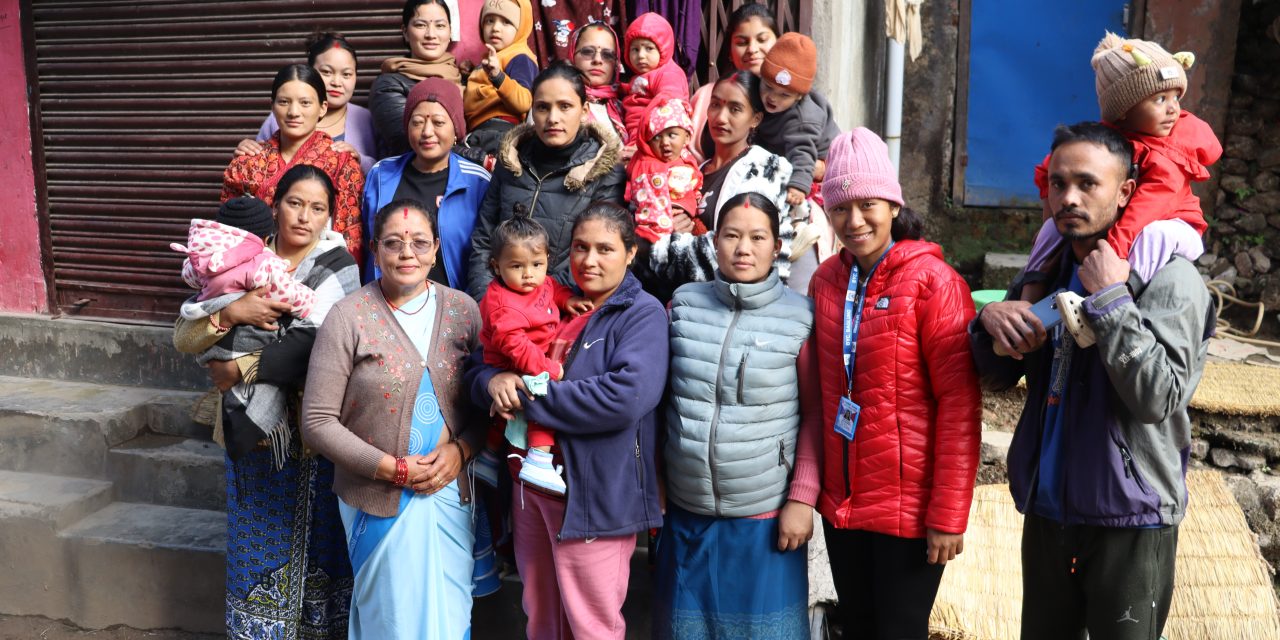 पुराना घरमा नयाँ पुस्तालाई हुर्काइरहेकी ‘महिला स्वयंसेविका’