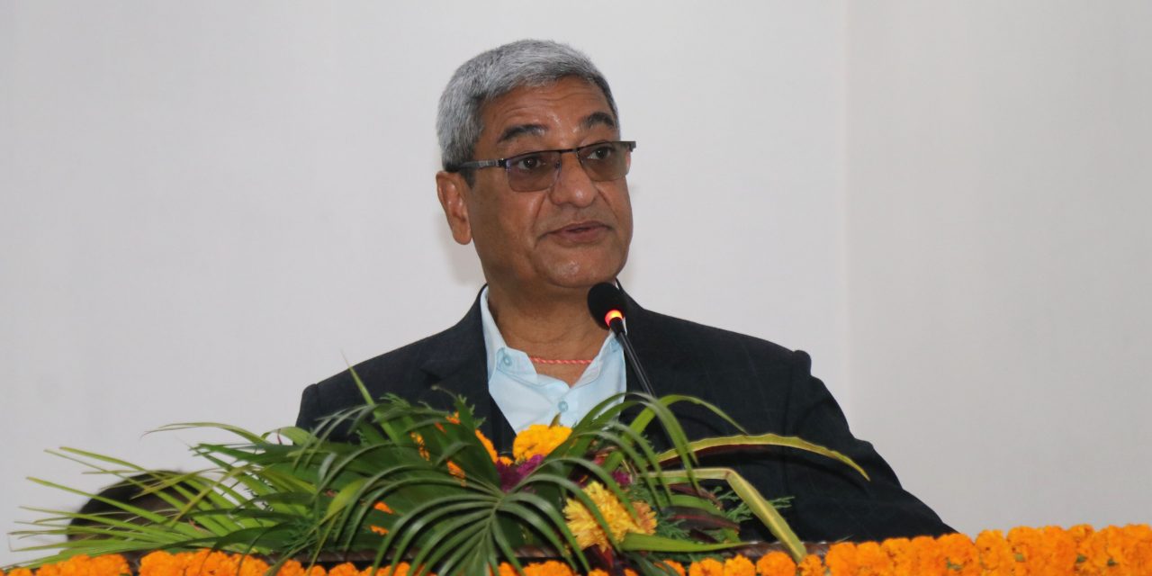 सरकार दिगो शान्ति, सुशासन र आर्थिक समृद्धिको यात्रामा प्रतिबद्ध छ : गृहमन्त्री