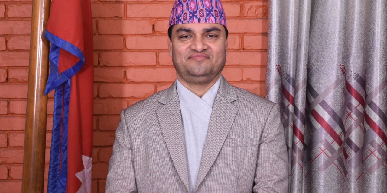 डेङ्गी फैलन नदिन लामखुट्टे नियन्त्रण अभियानको तयारी अघि बढाऔँः स्वास्थ्यमन्त्री पौडेल