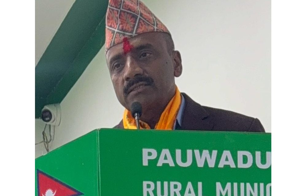 पूर्व एआईजी भीम ढकालको सक्रियता, भोजपुरको गाउँगाउँमा युवाहरुका लागि आईटी अभियान