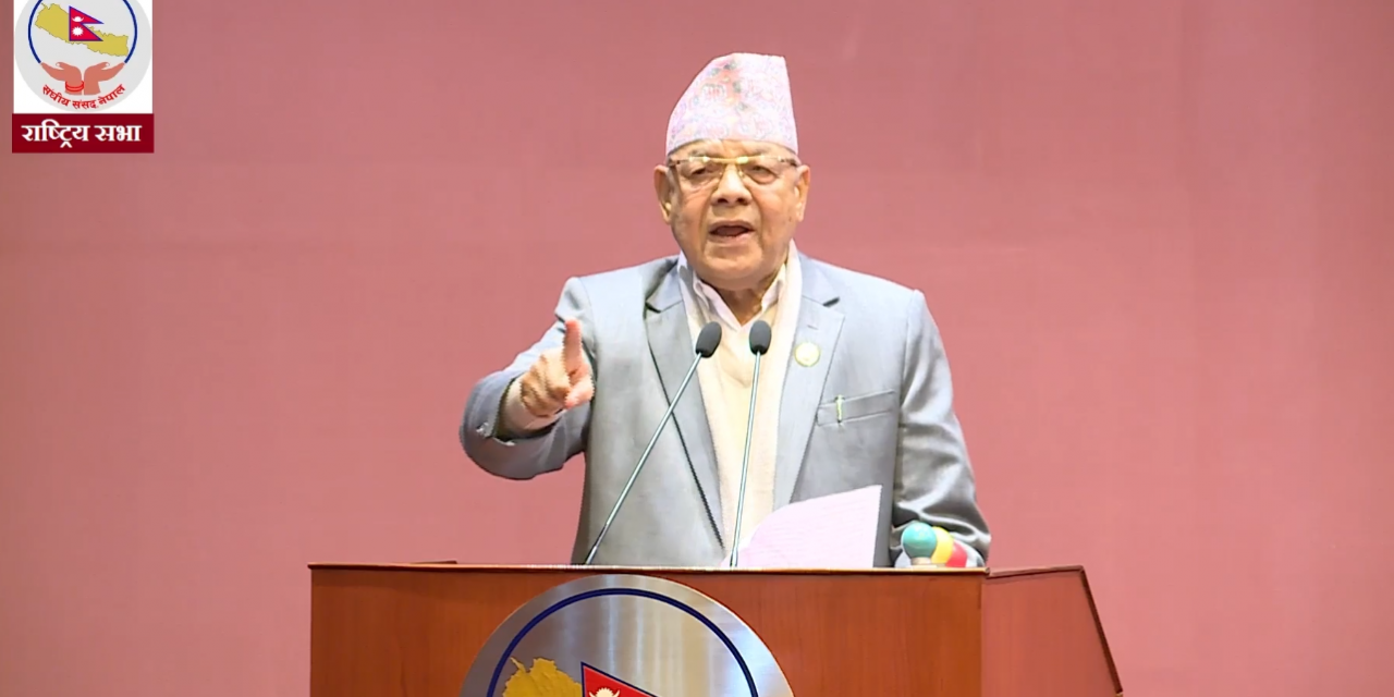 कांग्रेस र कम्युनिष्ट पार्टीहरुले खिचडी राजनीति गरिरहेका छन् : वामदेव गौतम
