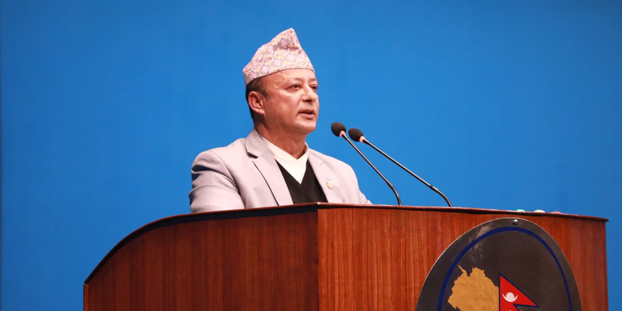 कुलमानले टेर्न छाडे, सरकार सँधै हेरेर बस्दैन : उर्जामन्त्री खड्का