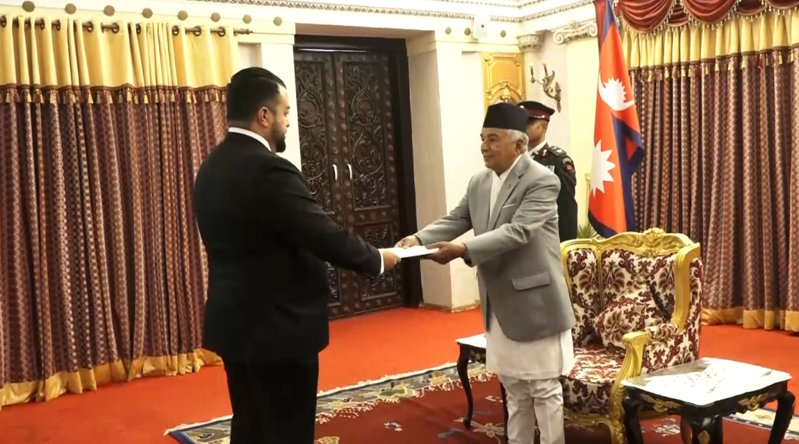 राष्ट्रपति पौडेलसमक्ष विभिन्न ६ देशका राजदूतद्वारा ओहोदाको प्रमाणपत्र पेश