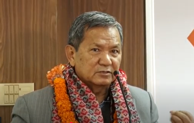 जनयुद्ध कम्युनिष्ट आन्दोलनलाई बदनाम गर्ने आत्मघाती बाटो : सञ्चारमन्त्री गुरुङ
