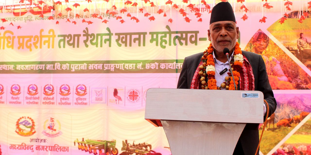 सरकारका विरुद्धमा गलत भाष्य निर्माण गर्न खोजियो : मन्त्री अधिकारी