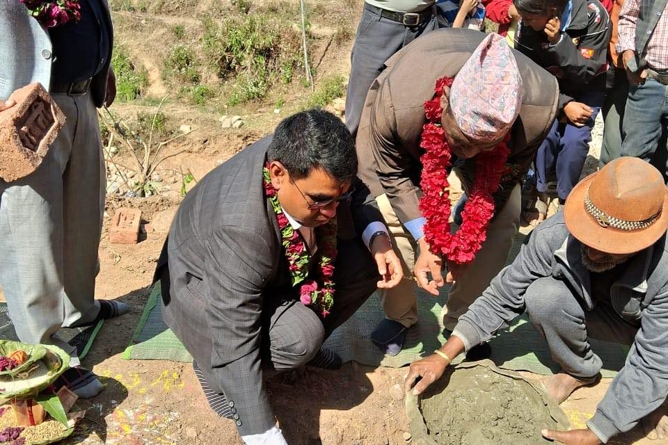 भारतको सहयोगमा दैलेखमा विद्यालय भवन शिलान्यास