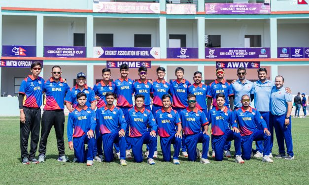 कुवेतविरुद्ध पहिले बलिङ गर्दै नेपाल