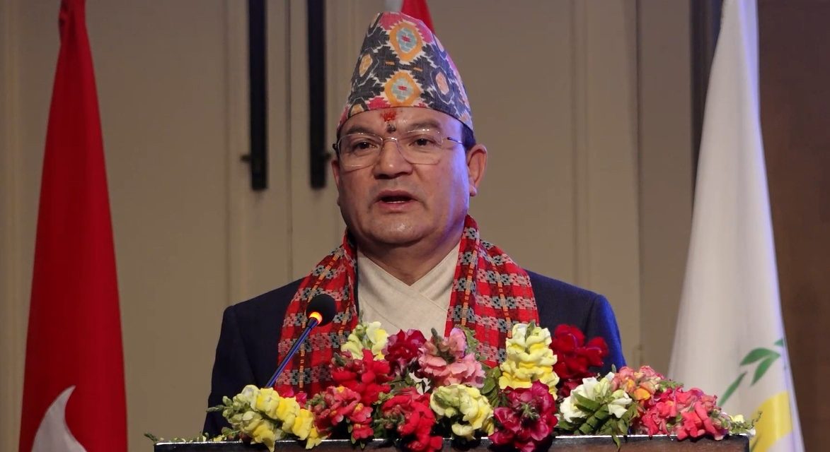 वन डढेलो नियन्त्रणका लागि सरकार ठोस योजना बनाउँदैछ : वनमन्त्री शाही