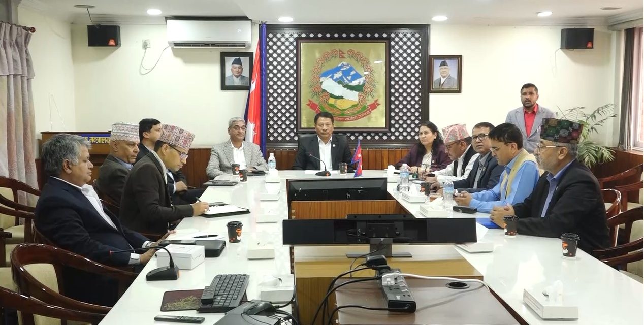 शिक्षकका माग सम्बोधन गर्न सरकारले विद्यालय शिक्षा ऐन अघि बढाउने