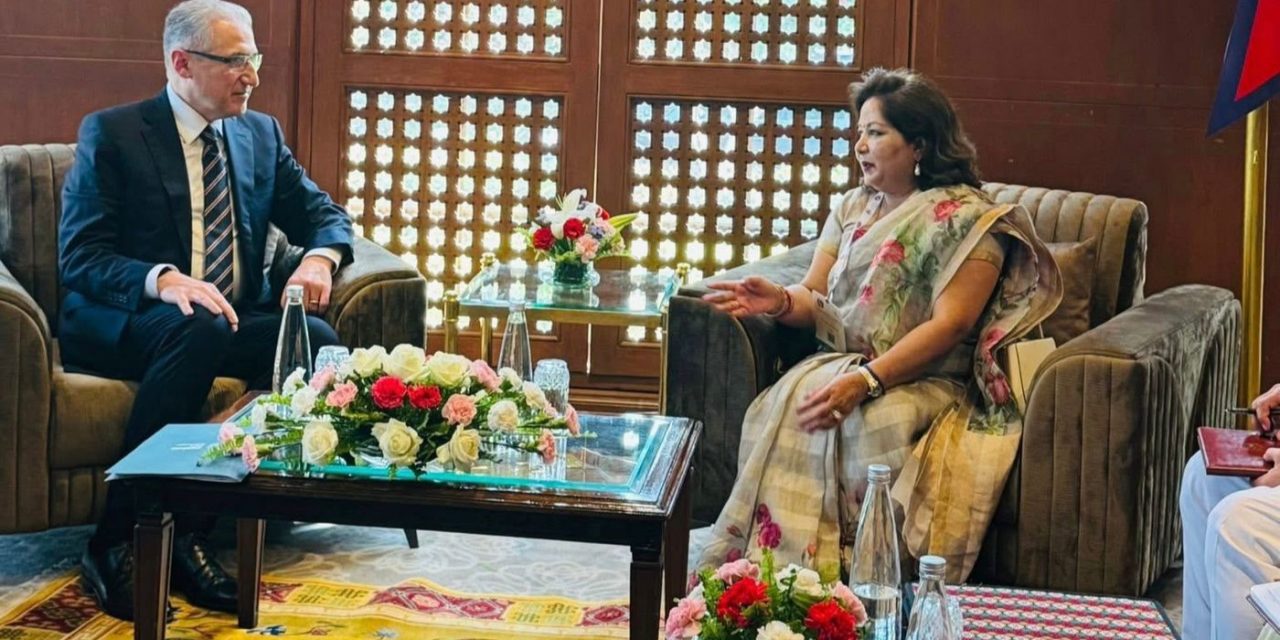 परराष्ट्रमन्त्री डा राणा विभिन्न द्विपक्षीय भेटवार्तामा व्यस्त