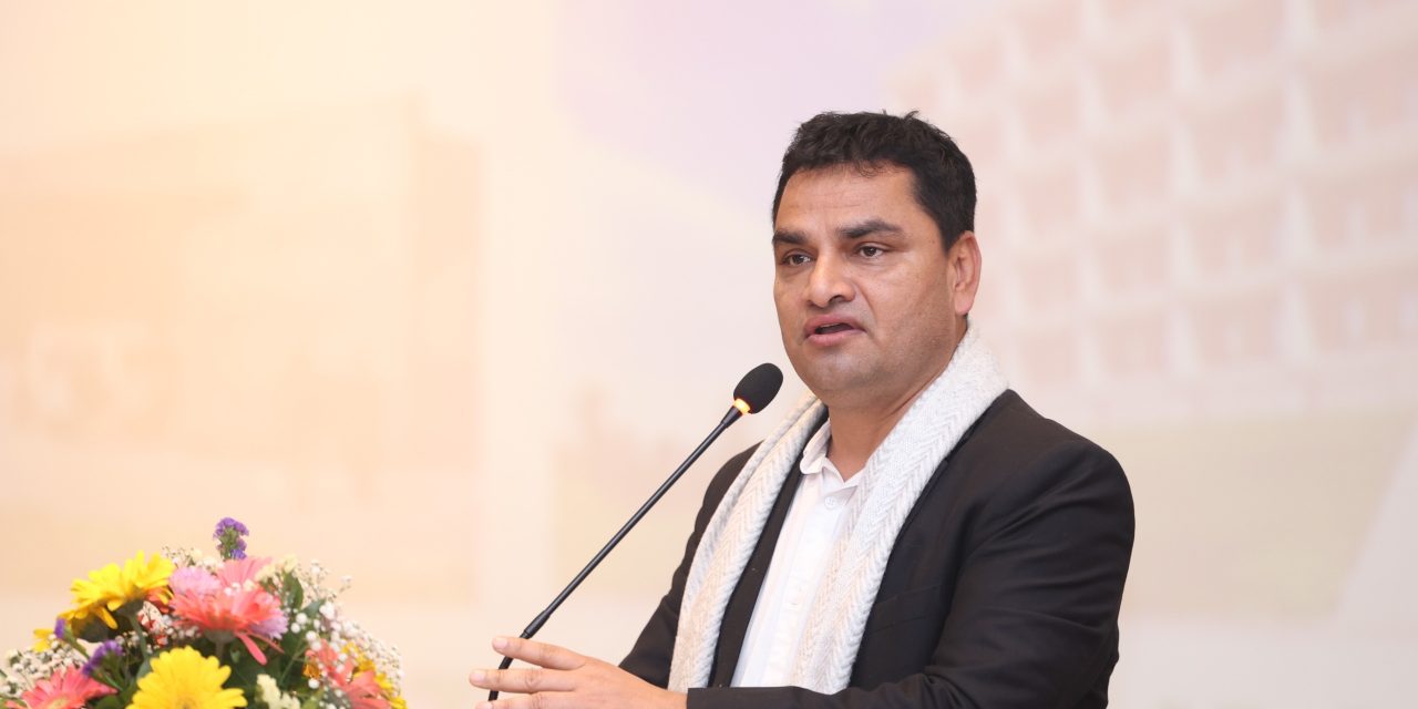 सामुदायिक अस्पतालले सरकारसँग सहकार्य गर्नुपर्ने