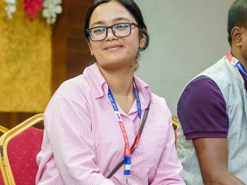 लोकतान्त्रिक प्रक्रियालाई आत्मसात गर्दै नयाँ इतिहास रच्न सफल भयौं : रेशु तामाङ