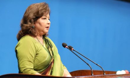 इजरायलबाट फर्किन ८८५ जनाले नाम टिपाएका छन् : परराष्ट्रमन्त्री राणा