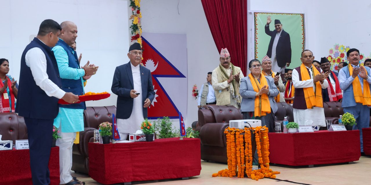 सुनकोशी मरिन डाइभर्सन समयमा सम्पन्न नभए ठेक्का तोड्ने प्रधानमन्त्रीको चेतावनी