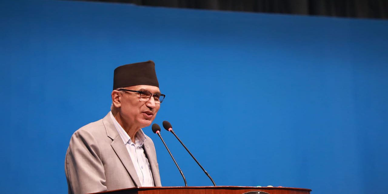 बजेटका कारण कांग्रेस र एमालेबीचको सहकार्यमा असर पर्दैन : अर्थमन्त्री पौडेल