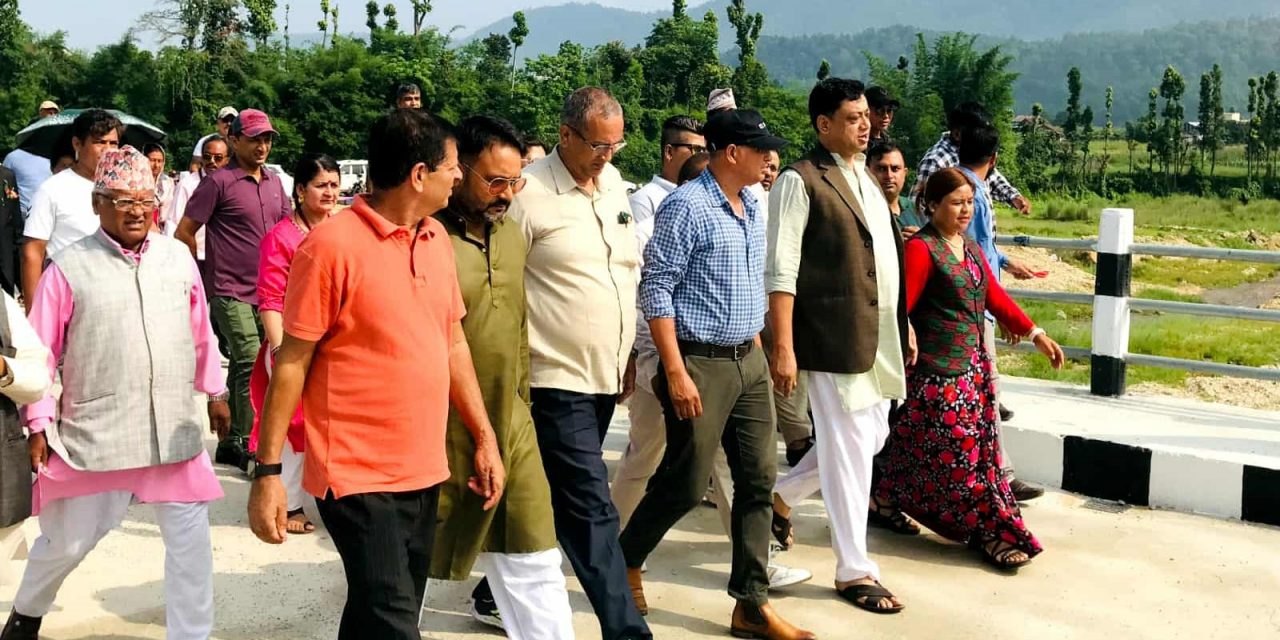 आन्तरिक स्रोतबाट मनहरीले बनायो ५ वटा पक्की पुल, प्रदेश सांसद बानियाँले गरे उद्घाटन