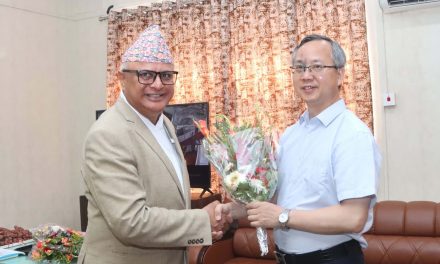 मुख्यमन्त्री कार्कीसँग चीनका राजदूत सोङको शिष्टाचार भेट