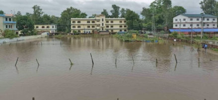 लगातारको वर्षापछि धनगढीलगायत आसपासका क्षेत्र जलमग्न