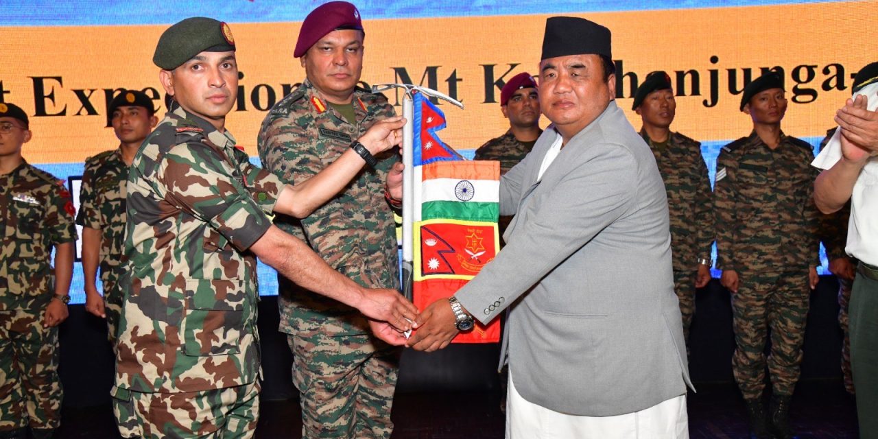 ‘कञ्चनजङ्घा आरोहणले दुई देशबीचको सम्बन्ध थप बलियो’